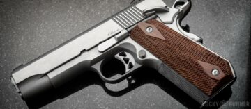 Why Everyone Loves/Hates the 1911
