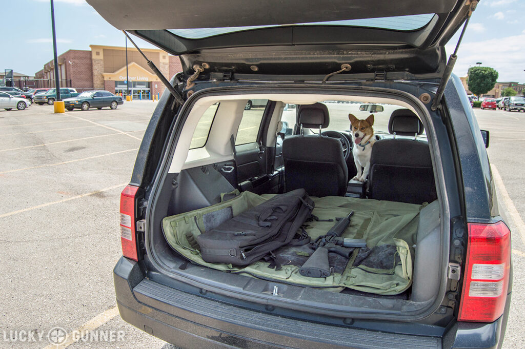 Large retailers offer abundant parking and a public setting to conduct business in. A hatchback or truck bed helps keep the nature of your business discrete. 